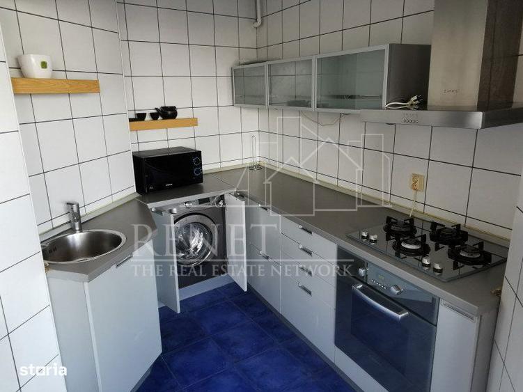 Apartament Central, bloc Casa Cartii - 6