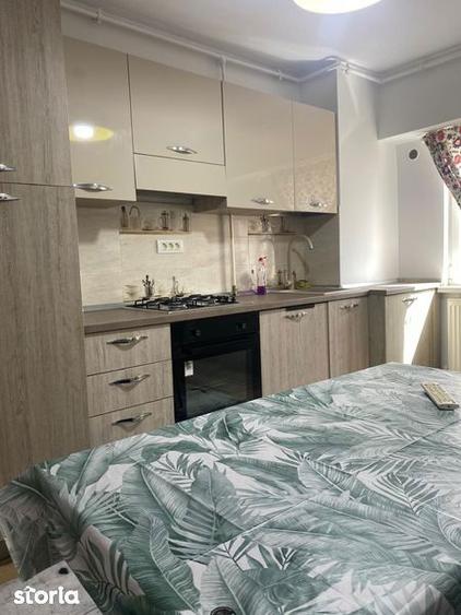 2 camere nou utilat mobilat - vedere Port - 1