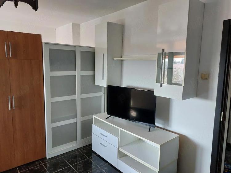 Proprietar inchiriez apartament spa?ios pe b-dul Liviu Rebreanu - 5