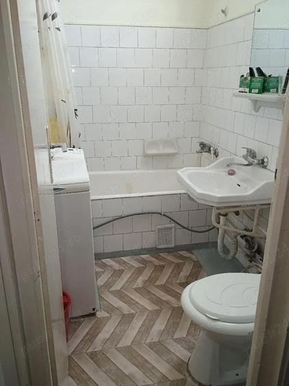inchiriez apartament cu trei camere - 7