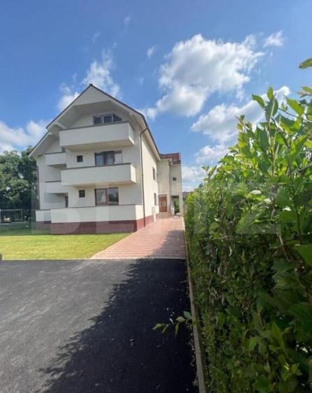 Apartament de 4 camere , 2 balcoane , 93 mp, zona Careiului - 3