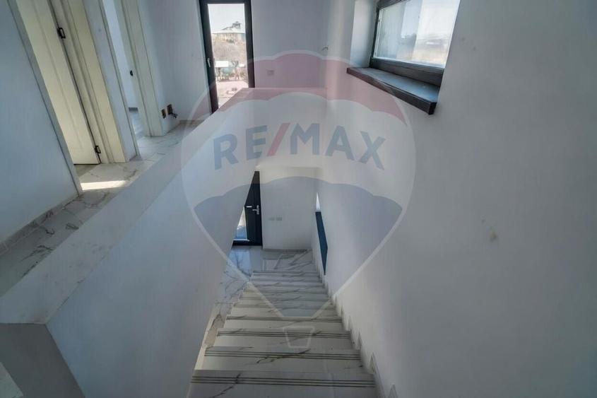 VILA MODERNA, ARHITECTURA CONTEMPORANA - 10