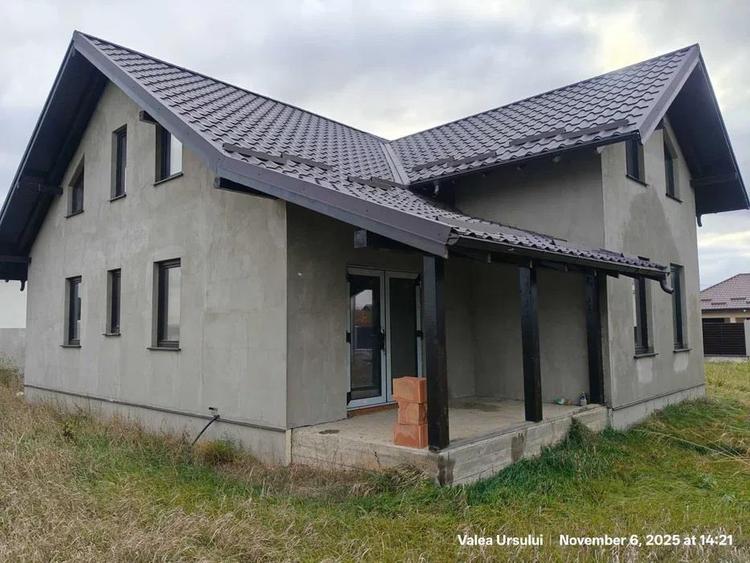 Vorovesti VILA individuala D+P+M 160mp (la gri) teren 650mp - 2