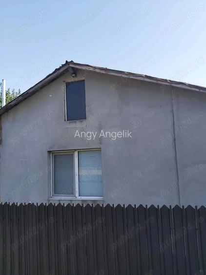 Casa pe pamant de vanzare Valu Traian