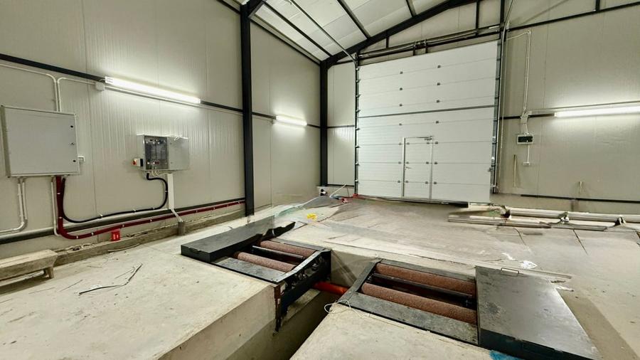 Hala pentru service auto dotata cu instalatie completa ITP TIR - Toul NOU! - 9