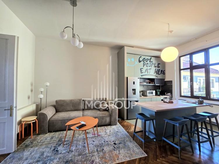 Apartament 3 camere de inchiriat, ultracentral, parcare - 1