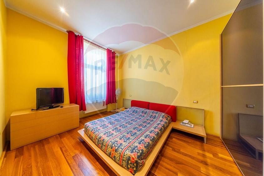 Apartament cu 3 camere de vanzare in zona Ultracentral - 13