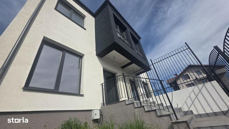 Casă cu 3 camere în Bucium