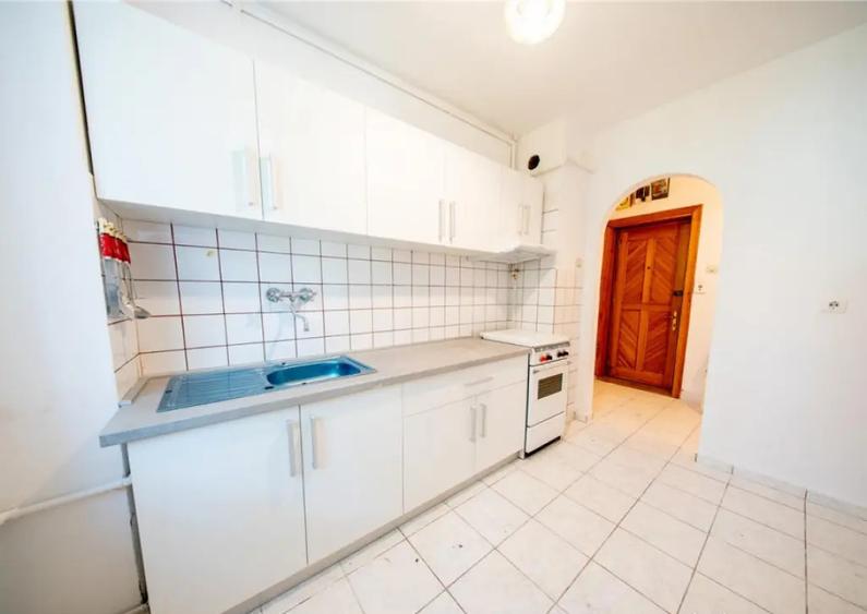 Oferta rezervata!Apartament 2 camere, 49 mp, zona excelenta, - 8