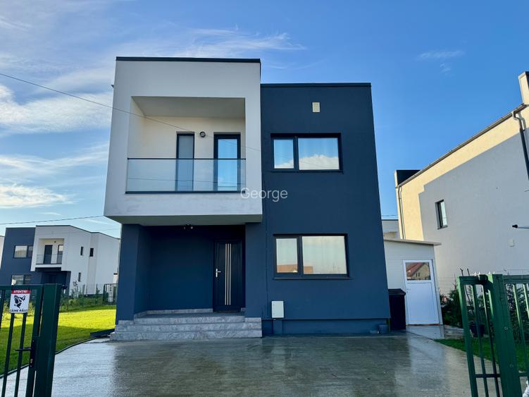 Casa de vanzare in cartier rezidential la 10min de Pitesti 5min de Mioveni