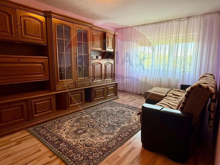 Apartament cu 2 camere de inchiriat, zona Nord Apartament cu 2 camere de inchiriat, zona Nord