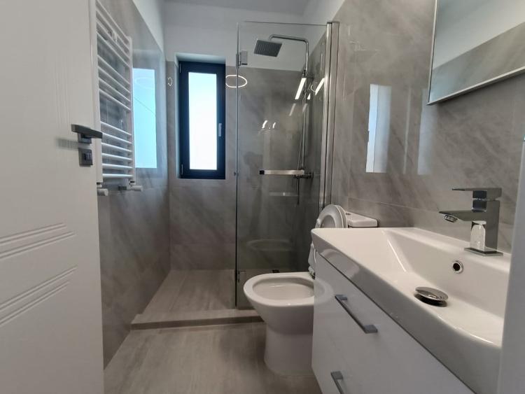 Vila 5 camere, garaj, 644mp teren. Popas Pacurari- V Lupului - 5