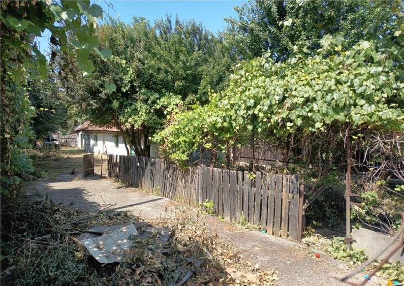 Casa demolabila 546 mp teren, in Bartolomeu,rezidential inv - 3