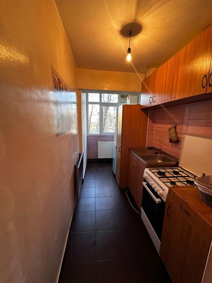 Apartament cu 2 camere, etaj 2/4, zona Podu Ros - 5