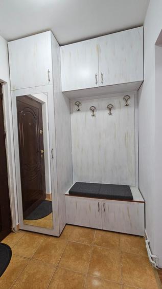 Garsoniera mobilata-utilata modern zona Judetean,320 Euro - 9