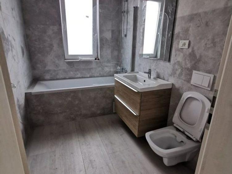 Bloc 9 apartamente - mobilat - utilat 1.100.000 Euro - 1