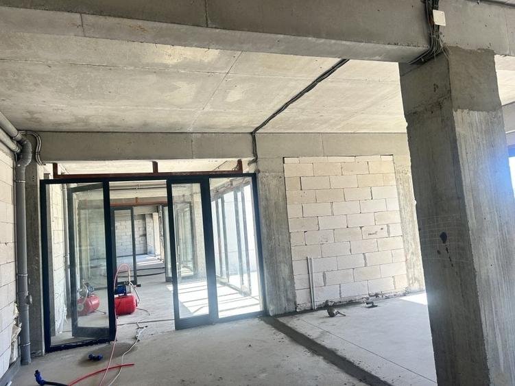 Spațiu comercial nou - 4