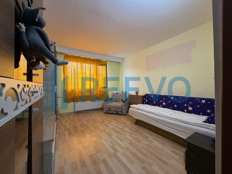 O garsonieră de 22 mp, situată la etajul 4, aflat pe strada Letea. - 5