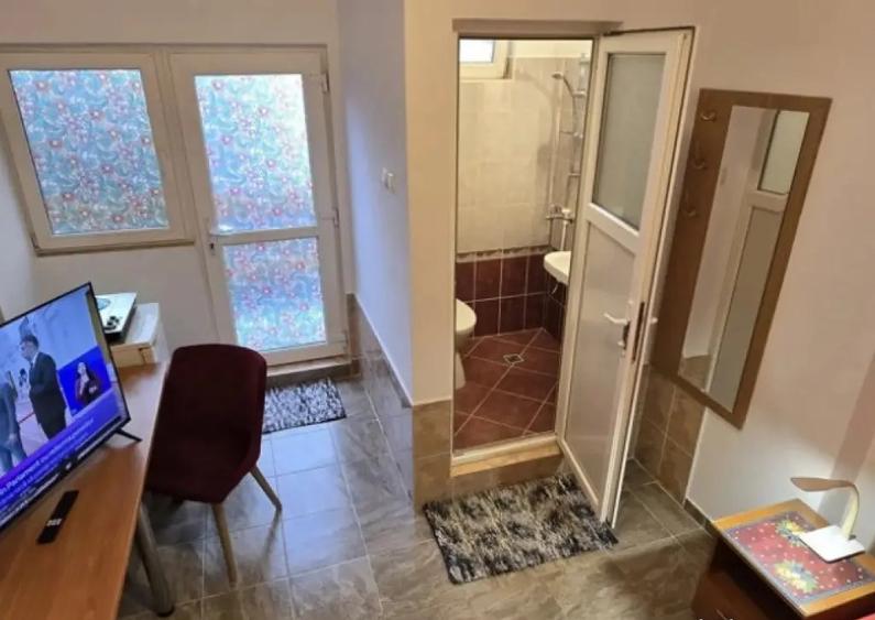 Giurgiului sura mare camera etaj 1 - 10