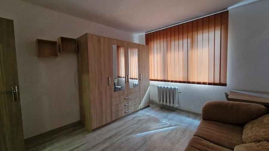 Garsoniera zona Uta, bloc renovat ?i izolat termic - 5