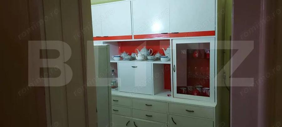 Casa din caramida cu gradina in Micro 17, zona excelenta - 1