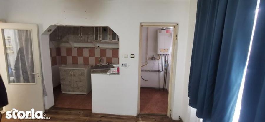 Garsoniera de vanzare in zona pod - 5