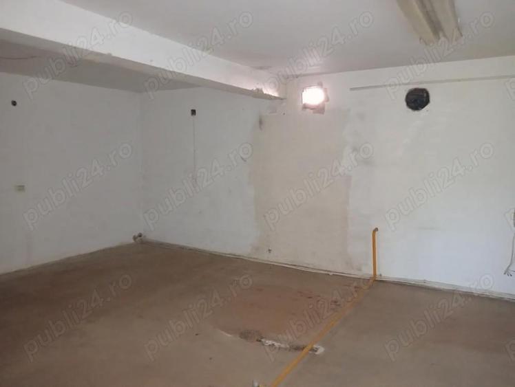 Vand imobil parter + etaj in Tecuci zona Garii de Sud. - 8