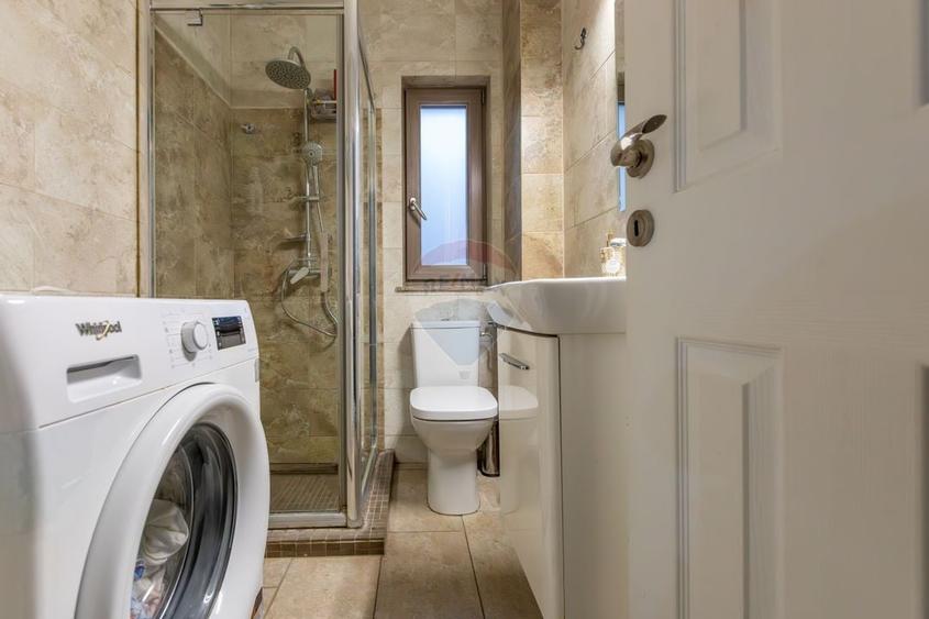 Casă / Vilă cu 4 camere de vânzare în Cartier - Gheraiesti - 10