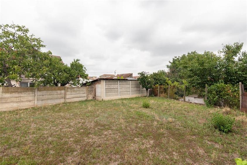 Casa renovabila cu teren de 620 mp in Cantemir - 12