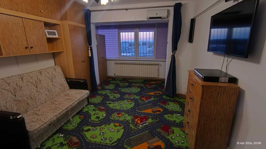 Apartament 3 camere de vanzare - 2