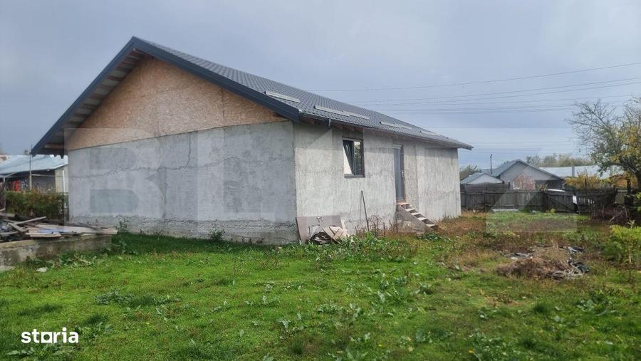CASA LA ROSU CU TEREN - 3