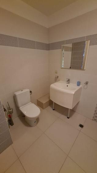 Apartament cu 3 camere | 100 mp + 60 mp terasa | Piscina - 20
