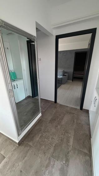 Apartament cu 2 camere semidecomandat în Exterior Vest