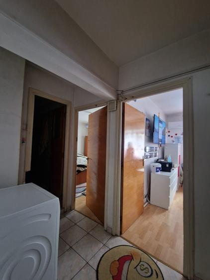 Vitan Mall - Apartament 3 camere - hol H - 2 bai - centrala termica - et4/8 - 8