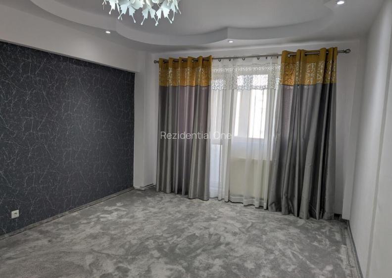 Renovat, 2 camere decomandate - 64 mp , etaj intermediar, No