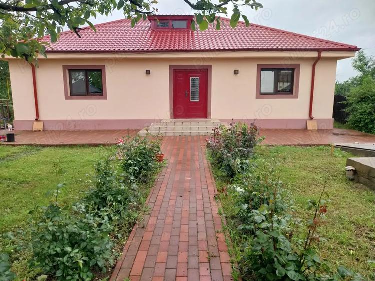 Casa de vanzare Petre?ti - 1