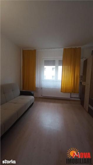 Tractorul - camera cu baie si bucatarie 1000 leiluna - 5