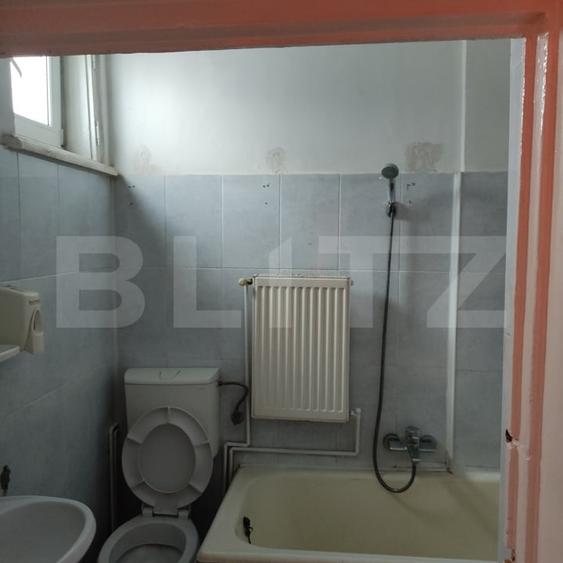 Proprietate 80 mp, teren 576 mp, dubla deschidere, strada Eternitea - 5