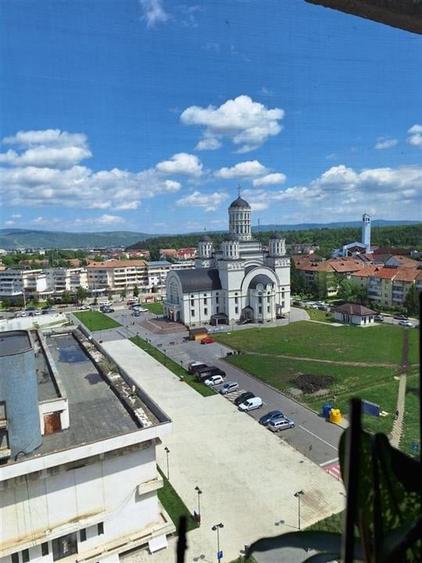 DE VANZARE IN EXCLUSIVITATE   apartament cu 3 camere, vedere superb? ?i lini?te - 1