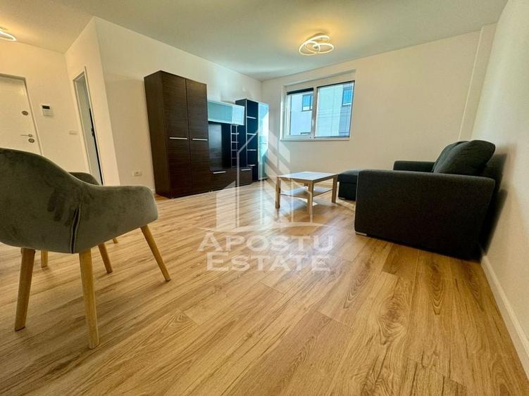 Apartament 2 camere, decomandat, loc de parcare, prima inchiriere - 1