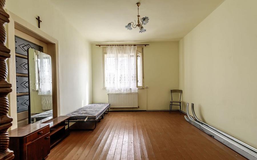 Ocazie Casa de caramida pe strada Plopilor in Vlaicu Comi... - 7