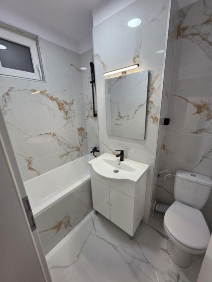 Ocazie  2 camere renovat , 57mp etaj 8/10 Ghencea Brasov - 4