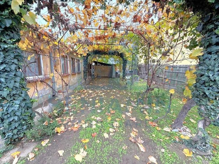 Casa in Romanesti-Teren 380mp-Deschidere 14m-Zona linistita-Libera - 3