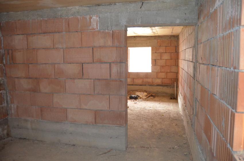 Casă de vânzare cu 5 camere, teren 554 mp, în orașul Predeal - 6