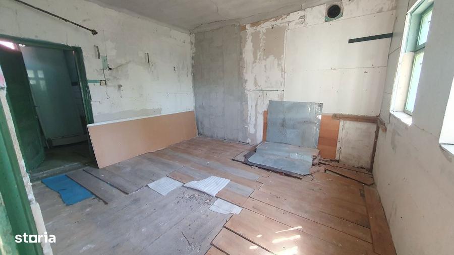 Vand teren cu casa veche in Zadareni - ID : RH-37250-property - 4