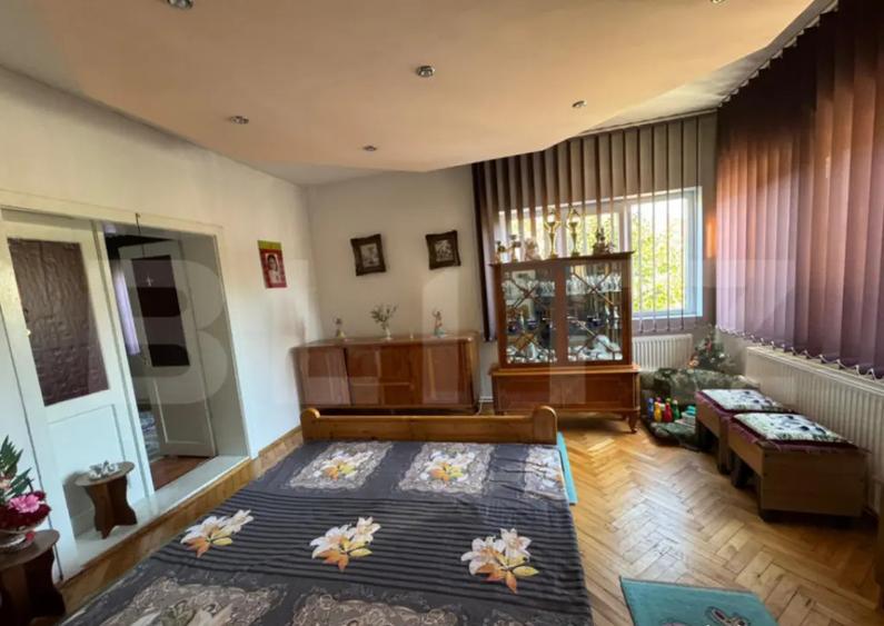 Casa cu 6 camere in Soimus - 18