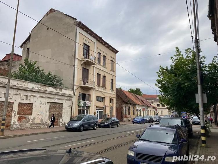 Vand apartament ultracentral deosebit cu panorama - 10