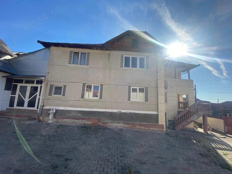 Casa cu teren in zona Dambovi?a - 7