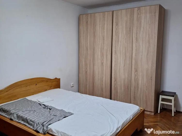 inchiriez garsoniera zona plantelor - 2