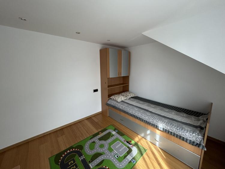 Casa individuala - complet renovata 2025, curte mare, 3 dormitoare - 11